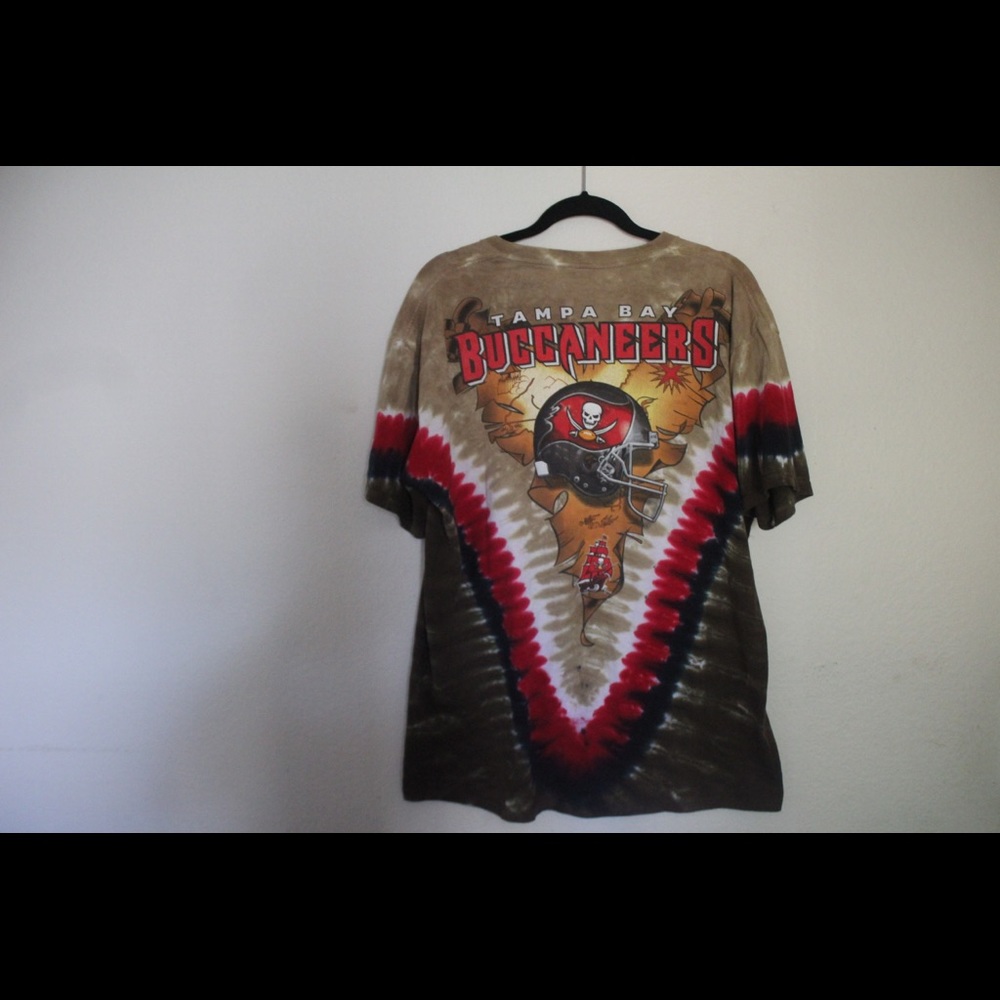 Vintage Buccaneers Tee